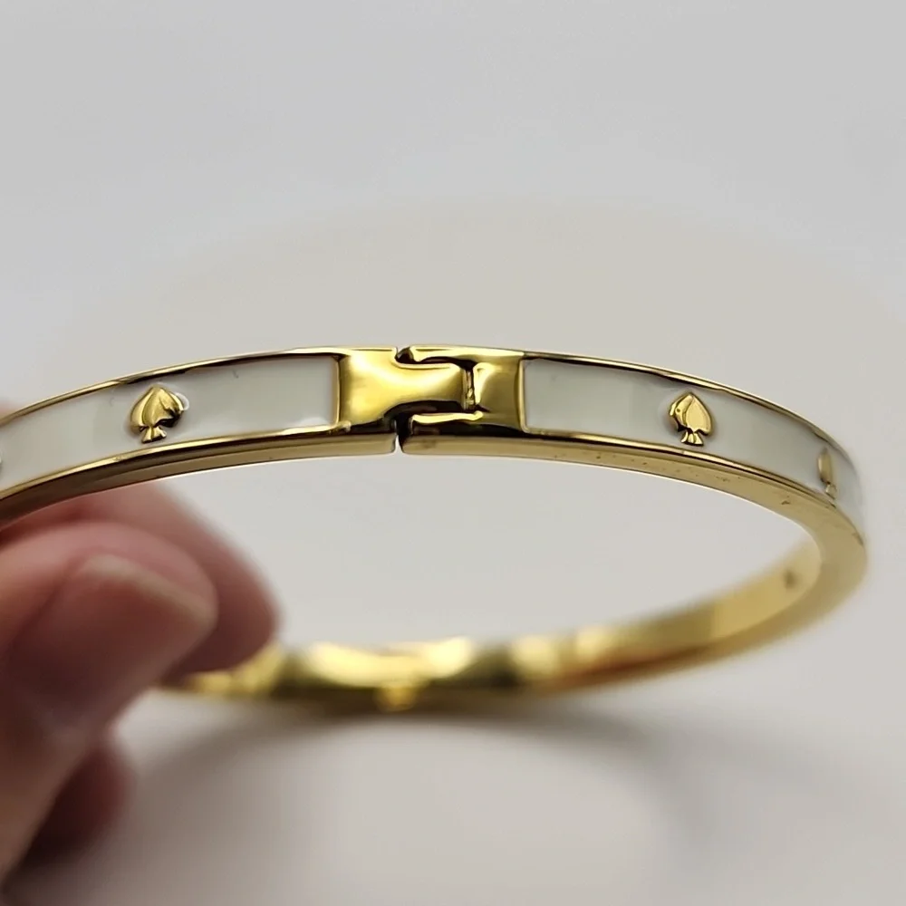 Kate Spade 8‎ Inch Gold Tone and White Bangle Enamel Bracelet